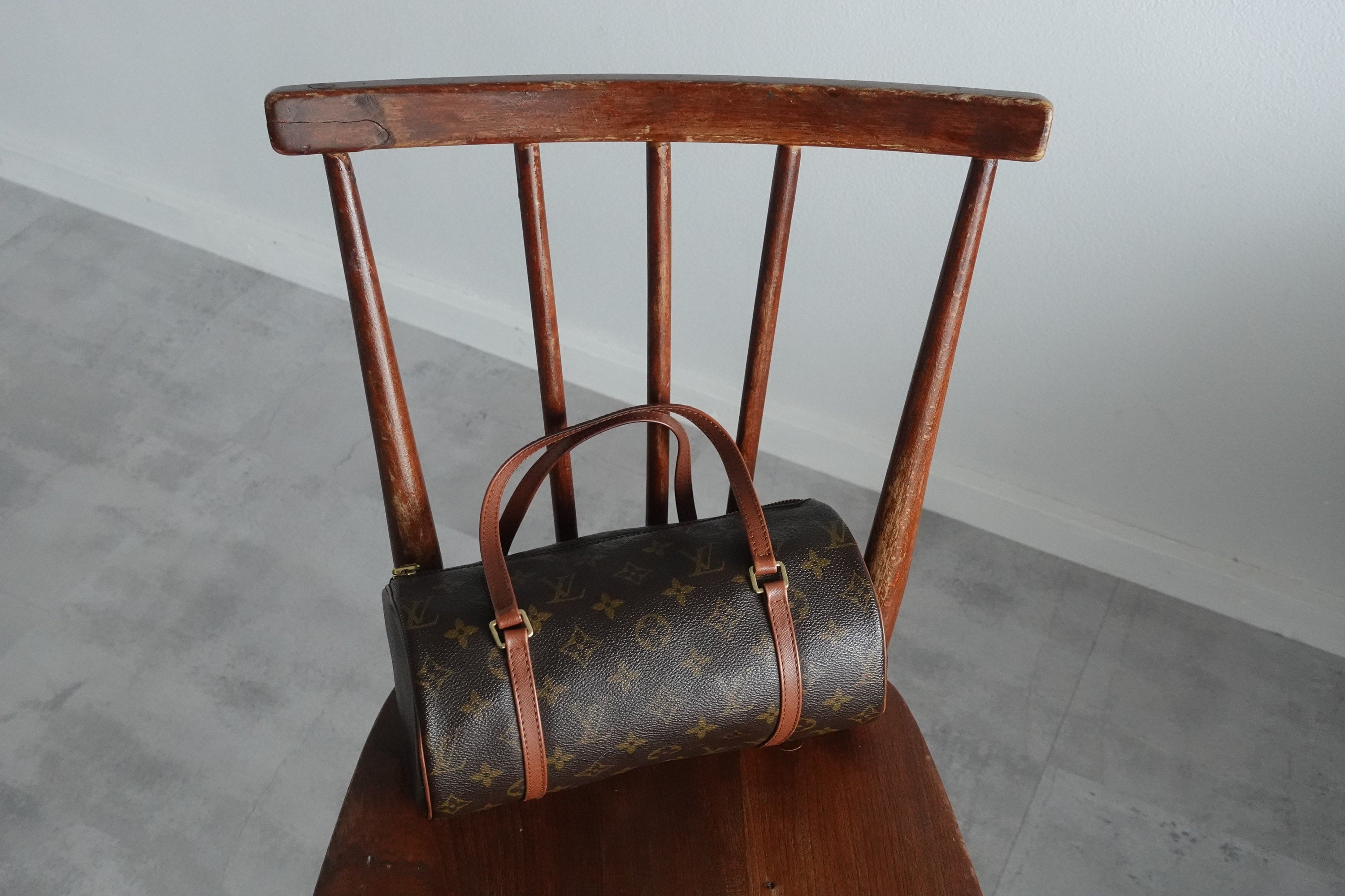 AUTHENTIC Louis Vuitton Papillon 26 Monogram PREOWNED (WBA811