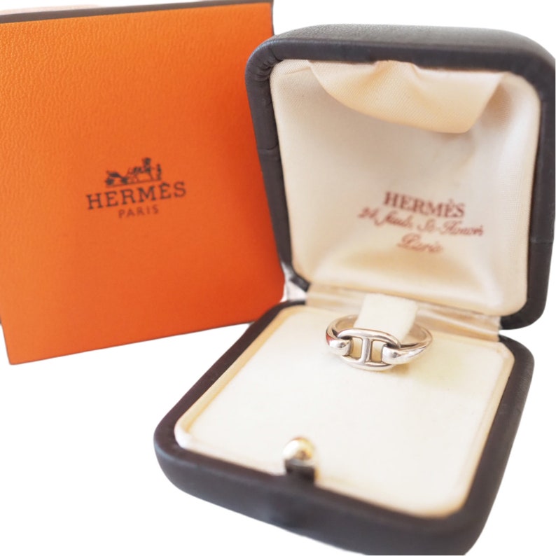 HERMES Sterling Silver H Charm Farandole Chaine d#39;Anecre hor HERMES Sterling Silver H Charm Farandole Chaine d#39;Anecre hor