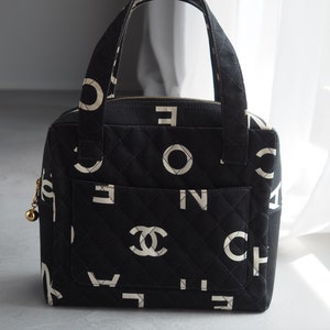 Chanel Vanity Black Leather Handbag (Pre-Owned)