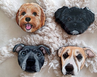 Custom Pet pin portrait (dogs, cats, horse, birds, etc)