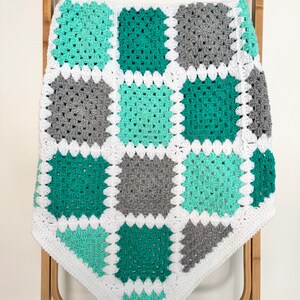 Häkeldecke | versandfertig | handgefertigt