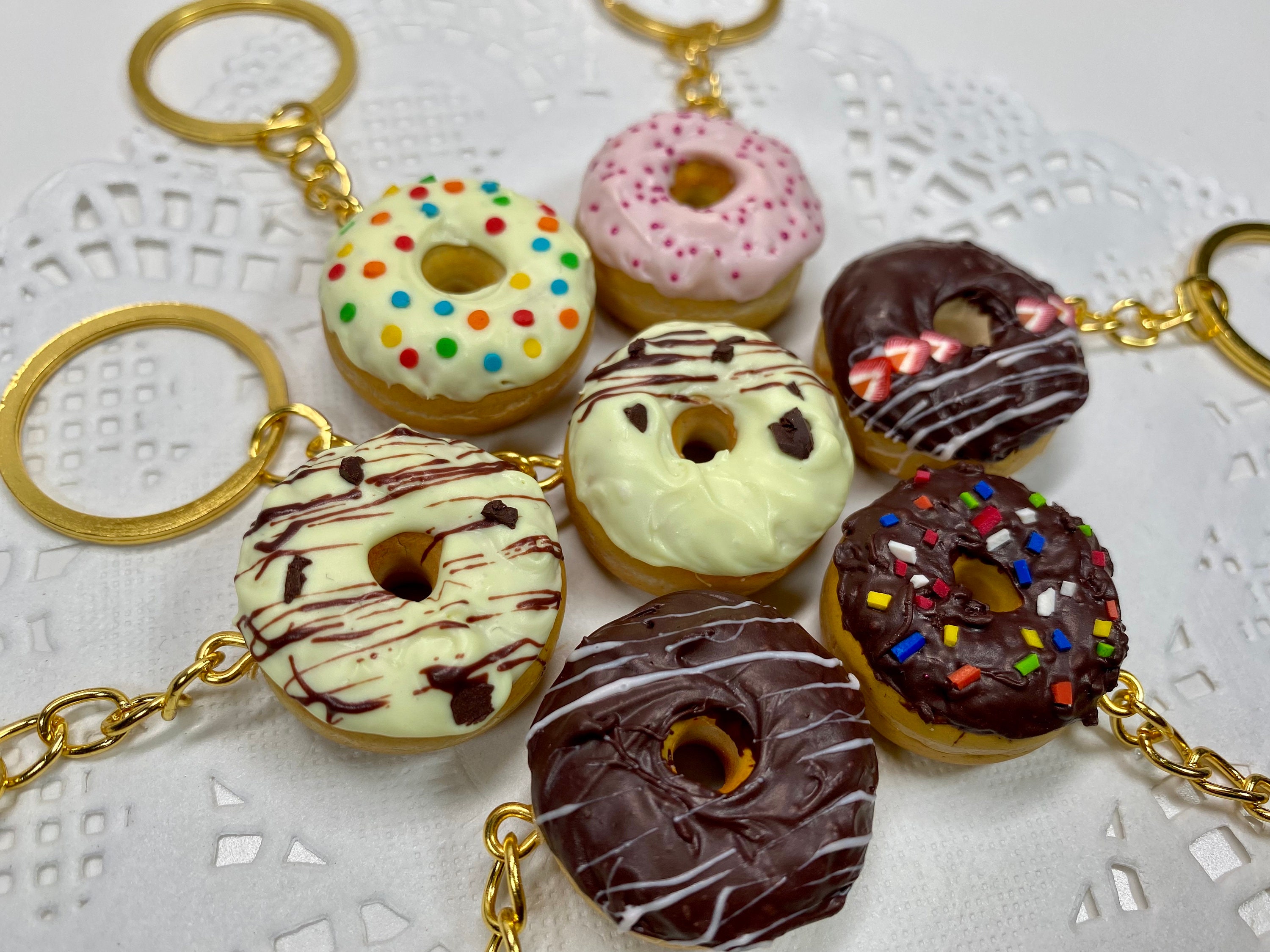 Porte clefs donut, bijoux de sac, porte clefs beignets, donut fraise,  chocolat, vanille, gourmandises miniatures, miniature food