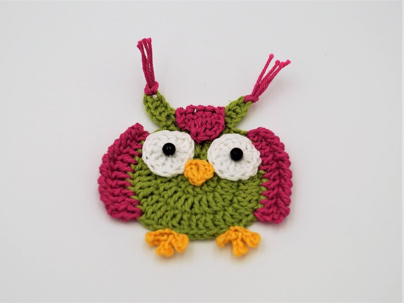 Crocheted Owl Handmade application Gardmaking sewing scrapbooking Appligue patch embellishment kids crochet cap