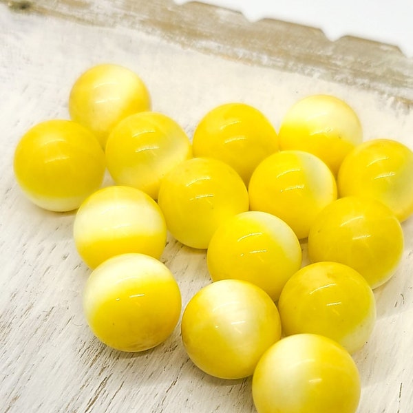 12 MM Yellow Moonglow Vintage Lucite Beads  - Vintage Moonglow Round Beads - Undrilled Moonglow Beads - Yellow Lucite Beads - Beading Supply