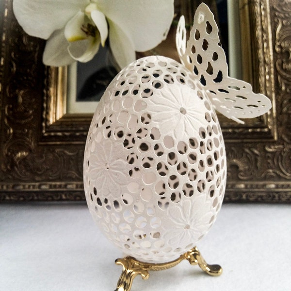 Hand carved egg, Lovely Lace, Unique Ornament, Butterfly ornament, Egg Art, Decorated   Eggs, Eco friendly, Pysanky, Butterfly sculpture