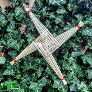 St. Brigid&#39;s Cross,Handmade Irish St. Brigit cross and Blessing, Straw ornaments, Celtic Design