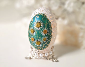 Carved egg,  Goose egg decorated with dried flowers, Handmade exclusive, Egg art,Easter gift,Eco-friendly