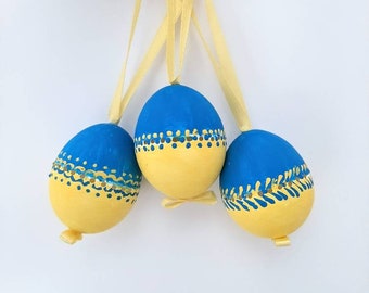 Set of 3 chicken Easter egg, Carved eggshell, Easter Ukrainian tree decorations, Easter gifts, Tables decorations, Stand with Ukraine