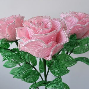 Bouquet of 3 beaded roses, beaded flowers, beaded roses, flowers in a vase, eternal rose, french beaded flowers