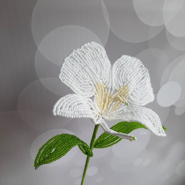 Beaded Ginger Lily, Butterfly Ginger, White Ginger, french beaded flower, lily branch, artificial lily, Hedychium coronarium.