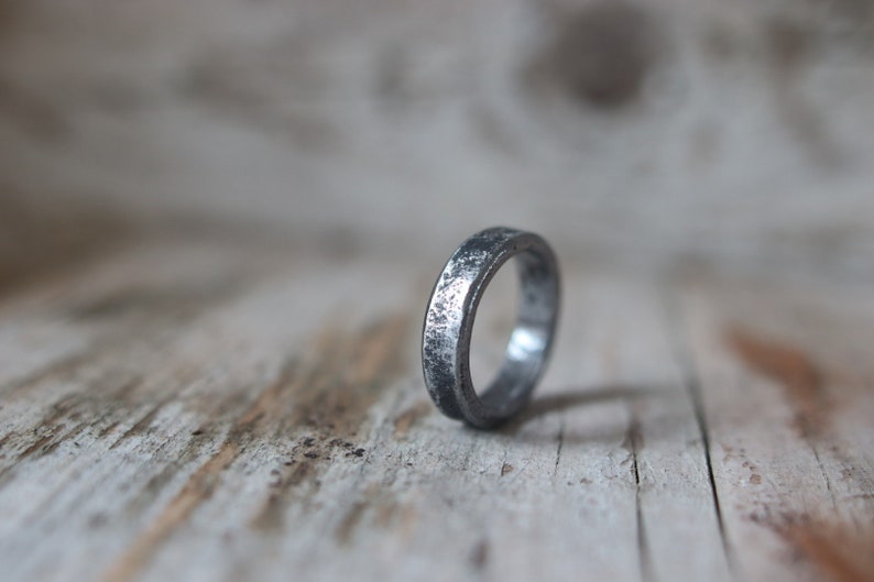 Iron ring. Rustic, raw and organic. image 7