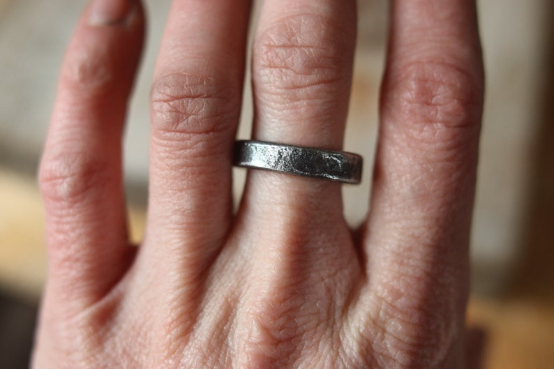 Forged iron ring. Rustic, raw and organic. image 2