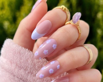 Lilac flowers / Press on nails