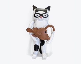 Zorro cat holding crab, Genuine Leather, Home Decoration, art display, stuffed animal, leather craft, gift, housewarming