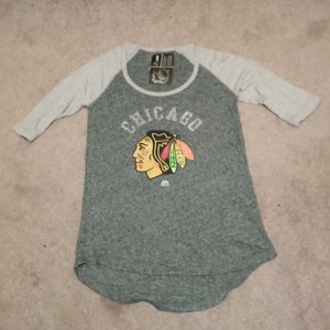 Chicago Blackhawks NHL Team Apparel, Ladies Small, Hockey Fans,  Sports, Illinois -  New