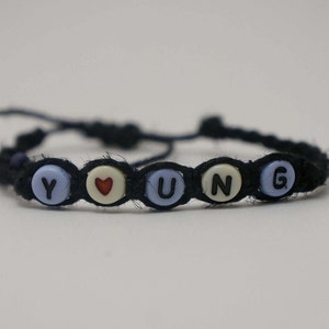 Hanf Wort Armband, junge Armband, gewebte Hanf Armband, inspirierende Spruch Armband