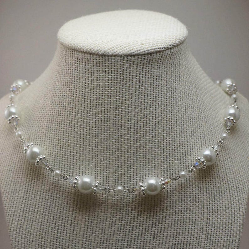 Pearl Bridal Necklace Pearl and Crystal Necklace Beaded Bridal Necklace Wedding Day Jewelry