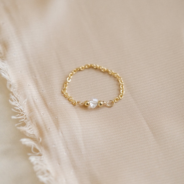 Bague "Charline" - doré à l'or fin et diamant herkimer - bague solitaire chaine - à accumuler - cadeau pour elle