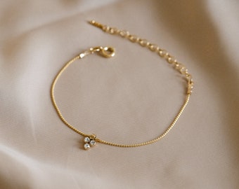 Bracelet "Junia" - zircon et doré à l'or fin - gemmes cristaux zirconium - chaine fine et délicate - cadeau pour elle