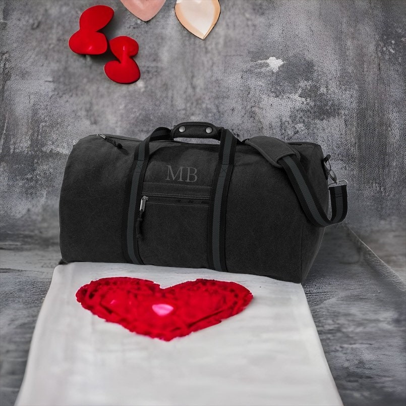 Designer holdalls top