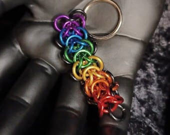 Llavero arco iris en Elfweave Chainmaille - Orgullo - Grande - Unisex - Regalo - Fob - Fidget