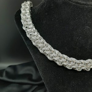 Chunky Kinged Vipera Berus Collar-Necklace - Aluminio brillante - Personalizar su longitud - Biker - sub collar - cadena de cartera
