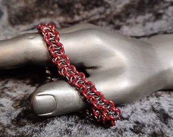 Rojo y Negro Vipera Berus Chain maille tejido Pulsera - unisex - negrita - simple - clásico