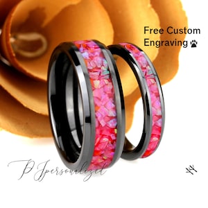 Seine und Ihre schwarze Keramik Ehering Set, rosa Feueropal Inlay Keramikring für Männer und Frauen, 8 mm / 4 mm, Versprechen Ring für Paar