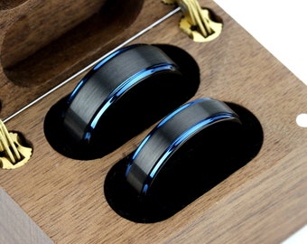 Seine und ihre Wolfram Ehering Set schwarz blau, 8mm 6mm, gebürstet schwarz blau Hartmetallring, Versprechen Ring für paar, Holzkiste