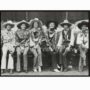 Cartes de correspondance Cowgirl/ Images vintage/ Mode/ Femmes/ Western/ Légendaire/ Noir et blanc/ Copines/ Coffret de 8 avec enveloppes/ Blanc