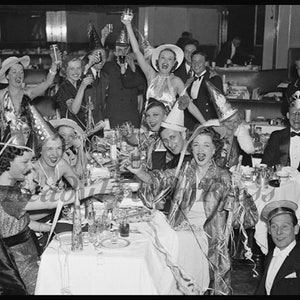 Feliz Ano Novo/ Feriado/ Festa/ Celebração/ Imagem de Fotografia Vintage/ Conjunto de Caixa de Cartões de Notas com 8 Envelopes