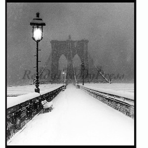 Card: Snow/Christmas/Winter/Brooklyn Bridge/ NYC/ Vintage Image Notecard Reproduction/Boxed Set of 8 Notecards with Envelopes