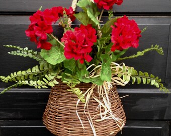 Red Geranium Door Basket