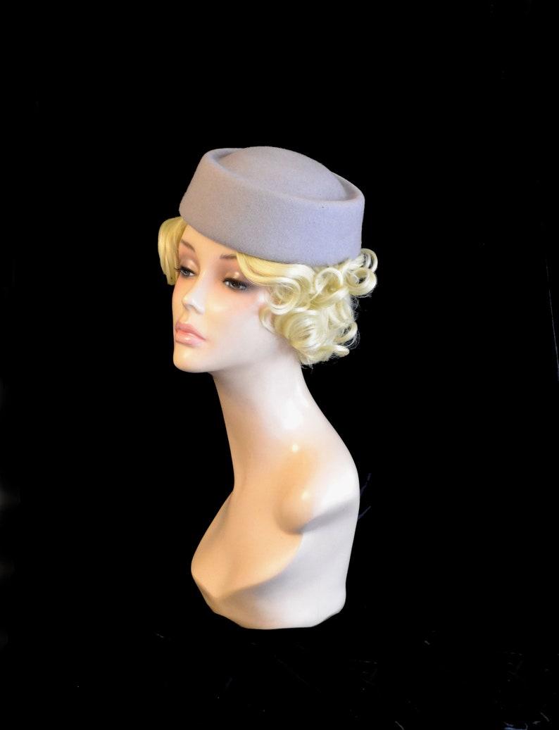 Black mini pillbox hat 1940 1950 vintage retro Fascinator women merino wool gift for her Head Piece Gothic Wedding church formal cocktail
