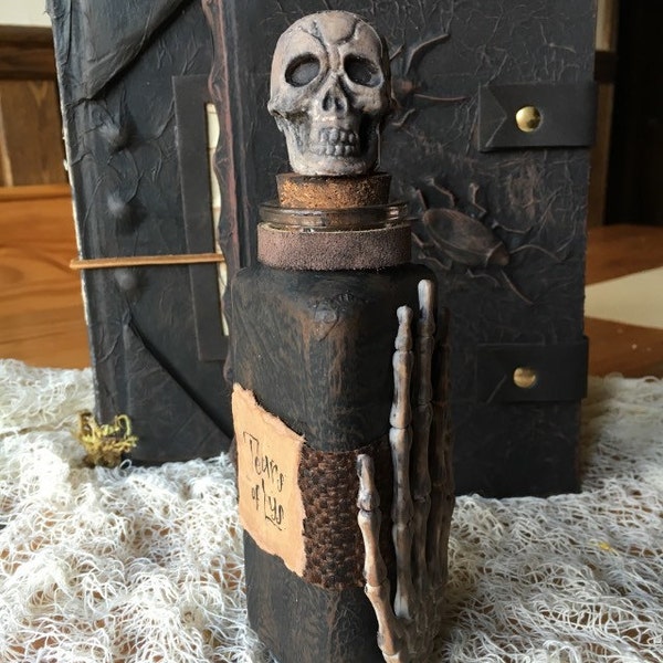 Game of Thrones Tears of Lys potion bottle