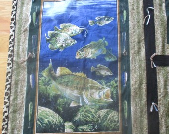 Finished Fish Quilt, Finished Fish Fabric Quilt, Vintage Throw, Fisherman, Fishermen, Ocean, Sea, Water, Fishing, Summer, Spring, Blue Water