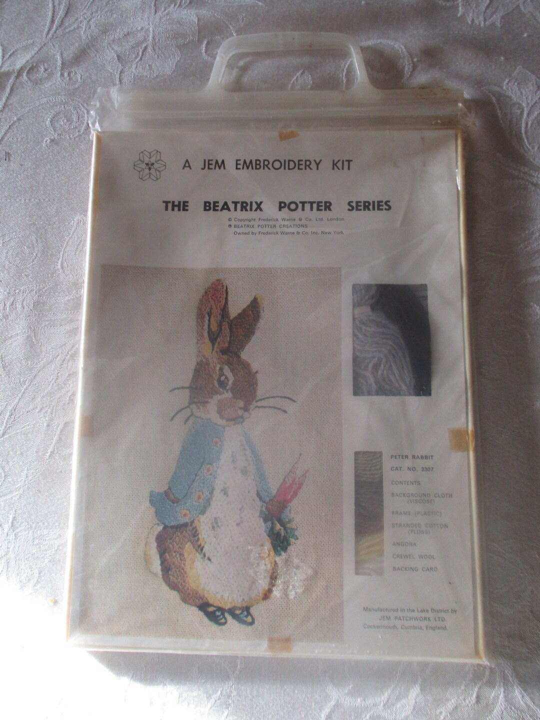 Kit de décorations de Noël Minerva BEATRIX POTTER Crewel de Columbia