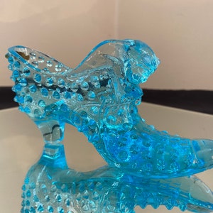 Vintage Fenton Blue Opalescent Glass Hobnail Cat Ashtray Shoe