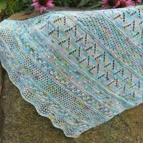 The Mermaids' Garden shawl knitting pattern, mermaid's garden shawl, shawl knitting pattern,  summer knitting, fun knitting pattern