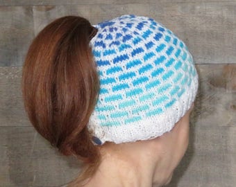 Ombre Bricks Ponytail Hat knitting pattern, ombre Hat knitting pattern, messy bun beanie knitting, best hat knitting, gift knitting pattern