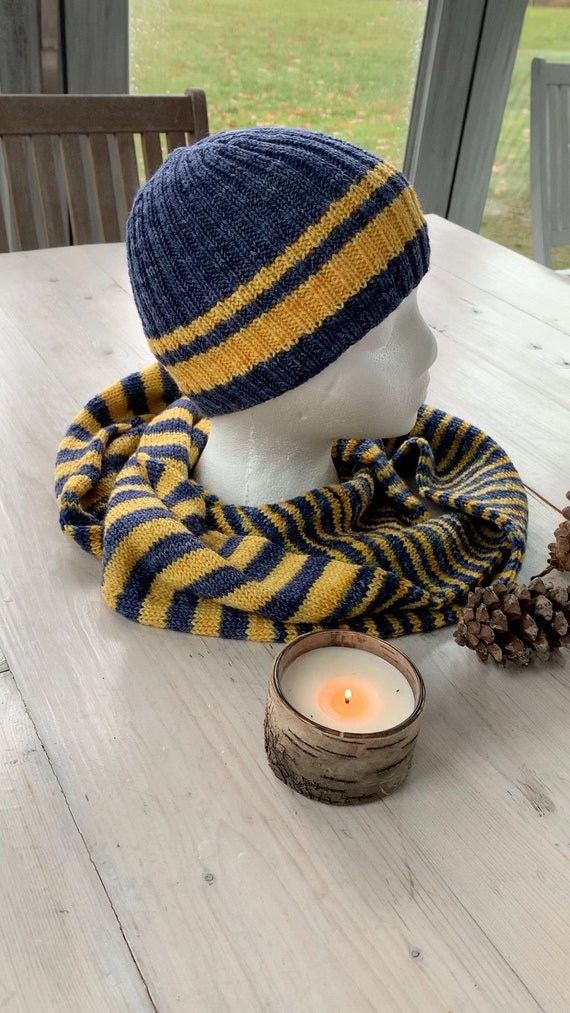 ストライプUリブ編み帽子の編み図、学校チームカラー、男女兼用複数