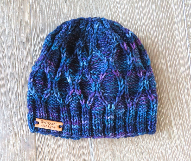 Knitting pattern Trellis Ponytail Hat knitting pattern messy afbeelding 8