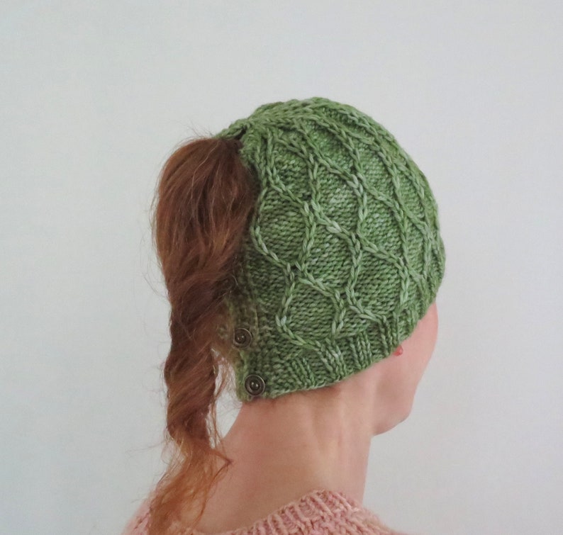 Knitting pattern, Trellis Ponytail Hat knitting pattern, messy bun hat knitting pattern, ponytail hat knitting pattern, bun beanie knitting image 10