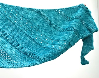Beach Breeze shawl knitting pattern, easy shawl pattern, beginner knitting, dk shawl knitting, dk yarn knitting pattern, wrap knitting