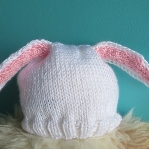 Bunny ears ponytail hat knitting pattern, rabbit hat, bunny hat, kids ponytail hat, knitted ponytail hat, rabbit ears knitting, bunny ears