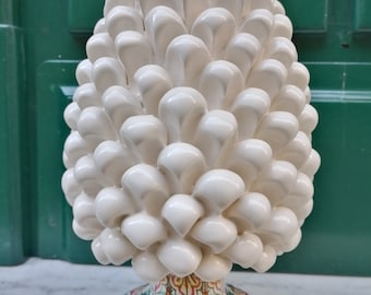 Sicilian pine cone / Sicilian pine cone in ceramic