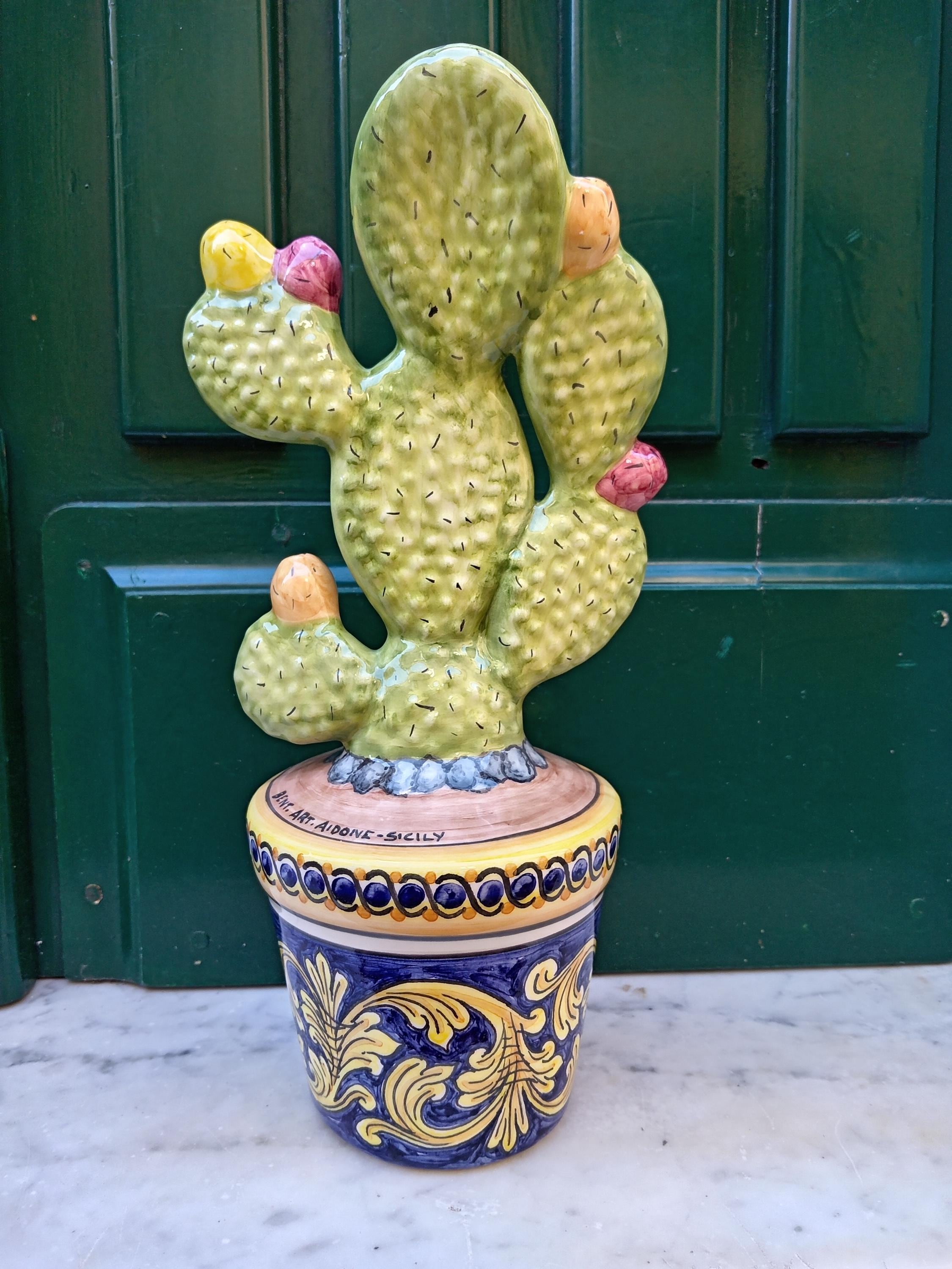 kaktus arrangement Moody Cacti Arrangement