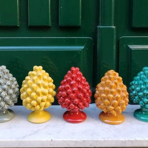 Sicilian ceramic pine cones