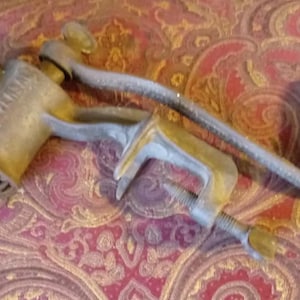 Antique &quot;Universal&quot; Cast Iron Meat Grinder