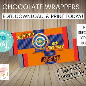 Könnte beinhalten: Orangefarbene Hershey's Schokoladenverpackungen mit einem blau-weißen Zielscheiben-Design, mit dem Text "Jayden's 8th Birthday". Die Verpackungen enthalten auch den Text "Edit, Download, & Print Today!" und "Instant Download."